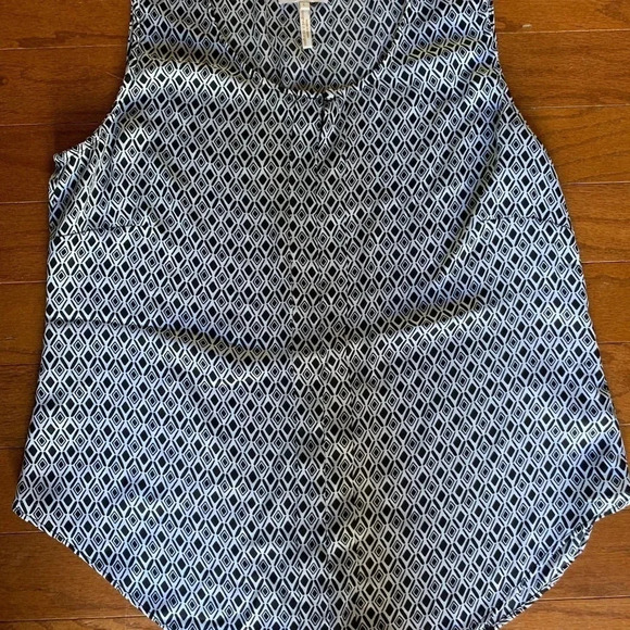 Laundry by Shelli Segal Sleeveless Top - Picture 4 of 6